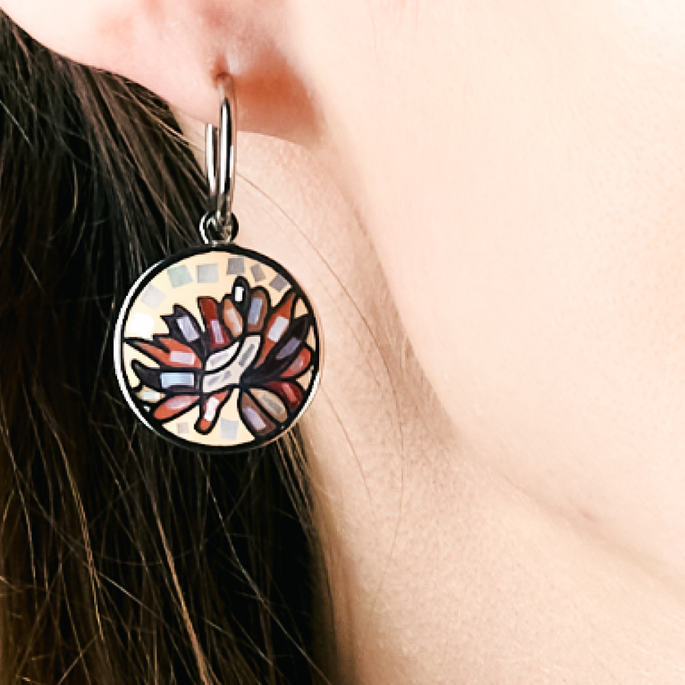 Fiore Luna Серьги Куб SHELL WHITE Fiore Luna *AE02914-2 BW/G Арт.: *AE02914-2 BW/G